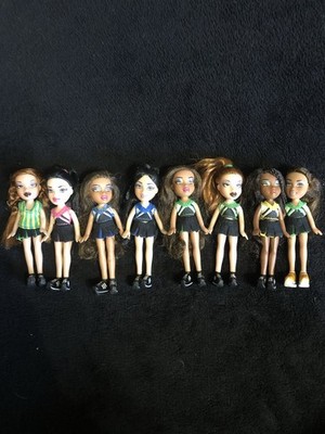 Lil Bratz Lot of 8 dolls and clothes Cheerleading Theme