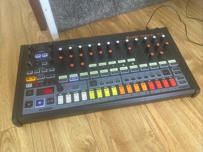 Behringer RD-8 Drum Machine mit Netzteil RD8