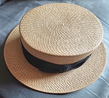 canotier en paille fine en parfait état