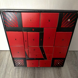 Rammstein Adventskalender 2024 Weihnachten Rechteckig Schwarz/Rot