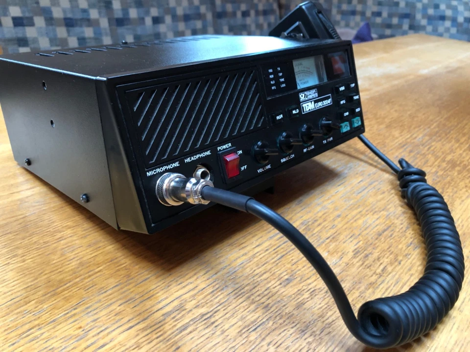 Team Euro 3004 F -GEPRÜFT- Heimstation mit Echo Mikrofon CB Funk Funkgerät  - Bild 4 von 4