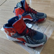 Kids Basketball Shoes Deep Blue And Red Siz 5.5 UK Brand New X 1 Pair No Box
