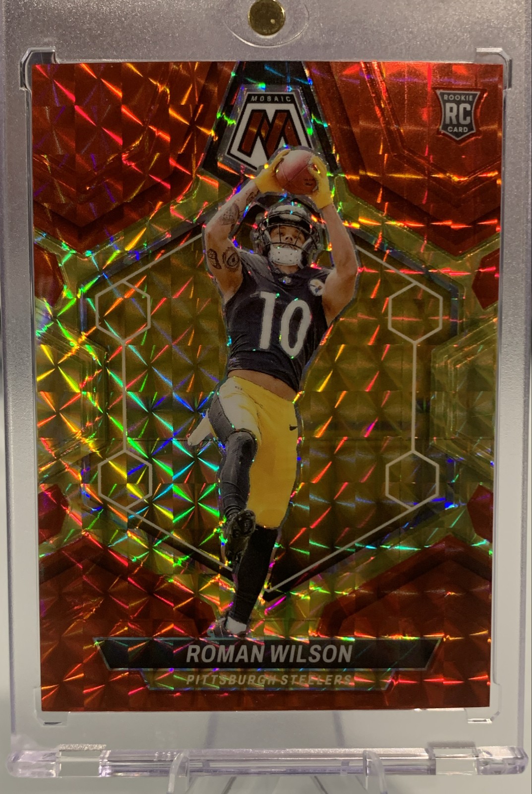 2024 Panini Mosaic Roman Wilson #369 Fusion Red & Yellow Mosaic Prizm /80 (RC)