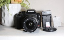 Canon EOS Rebel XS Digital SLR Camera Kit 18-55mm Lens Charger Battery SD Card