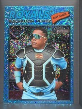 2026 Topps Heritage - Salvador Perez #320 Chrome Light Blue Sparkle Refractor
