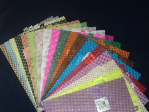 10.5 X 13.5 Darice, Giancola PLASTIC CANVAS 18 Colors 7 Mesh YOU PICK COLORS