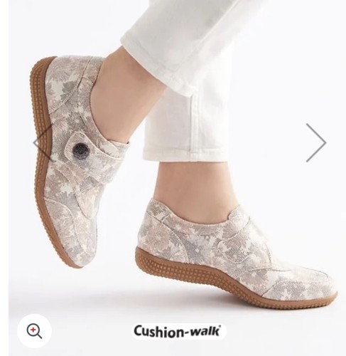 Cushion-walk Derby
