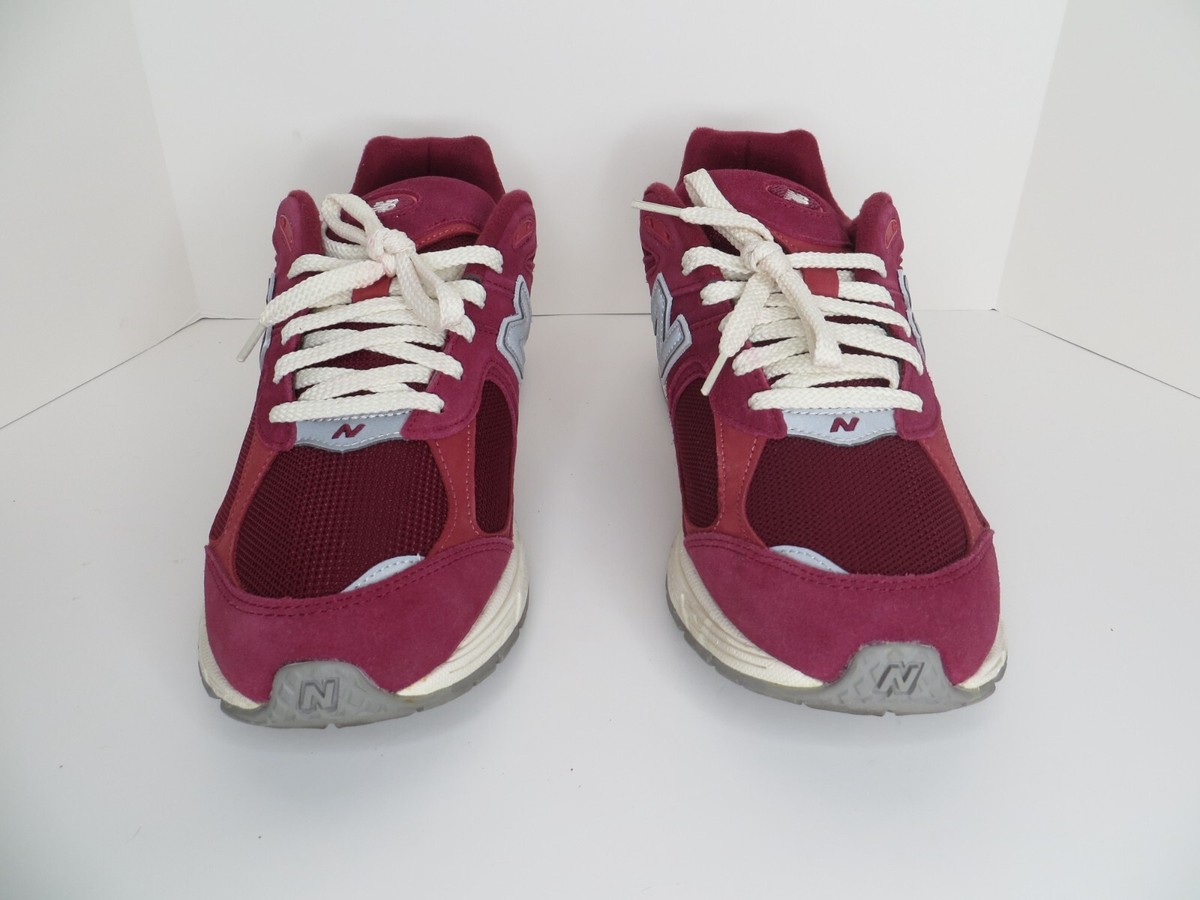 【New Balance】 2002R \