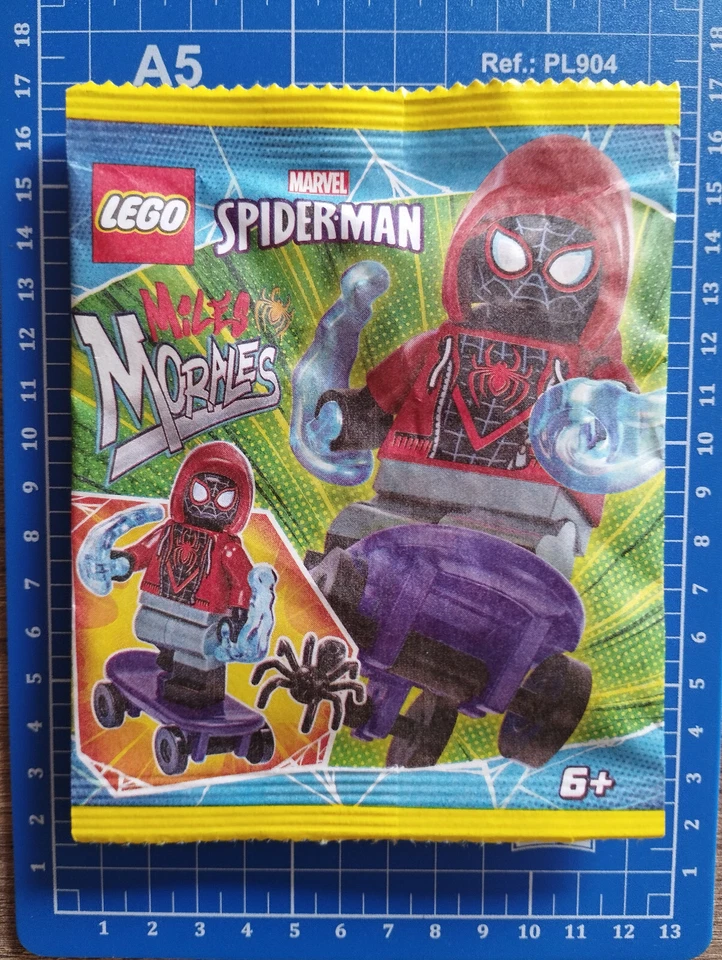 LEGO FOILBAG PACK STAR WARS MARVEL AVENGERS SUPERHEROES BATMAN MOVIE LIMITED ED - Image 4 of 4