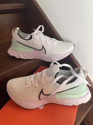 Nike Womens  Nike React infinity Run Flyknit NIB
