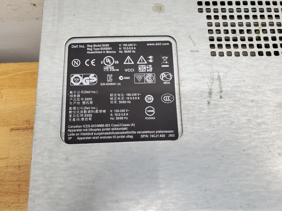 Servidor Dell PowerEdge R810 E05S Xeon - USADO Foto 3 de 4