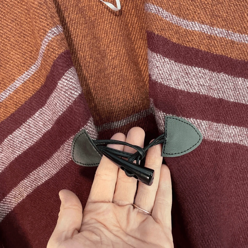 Mantones delanteros abiertos a rayas Rampage con palanca y flecos auto talla única Foto 3 de 4