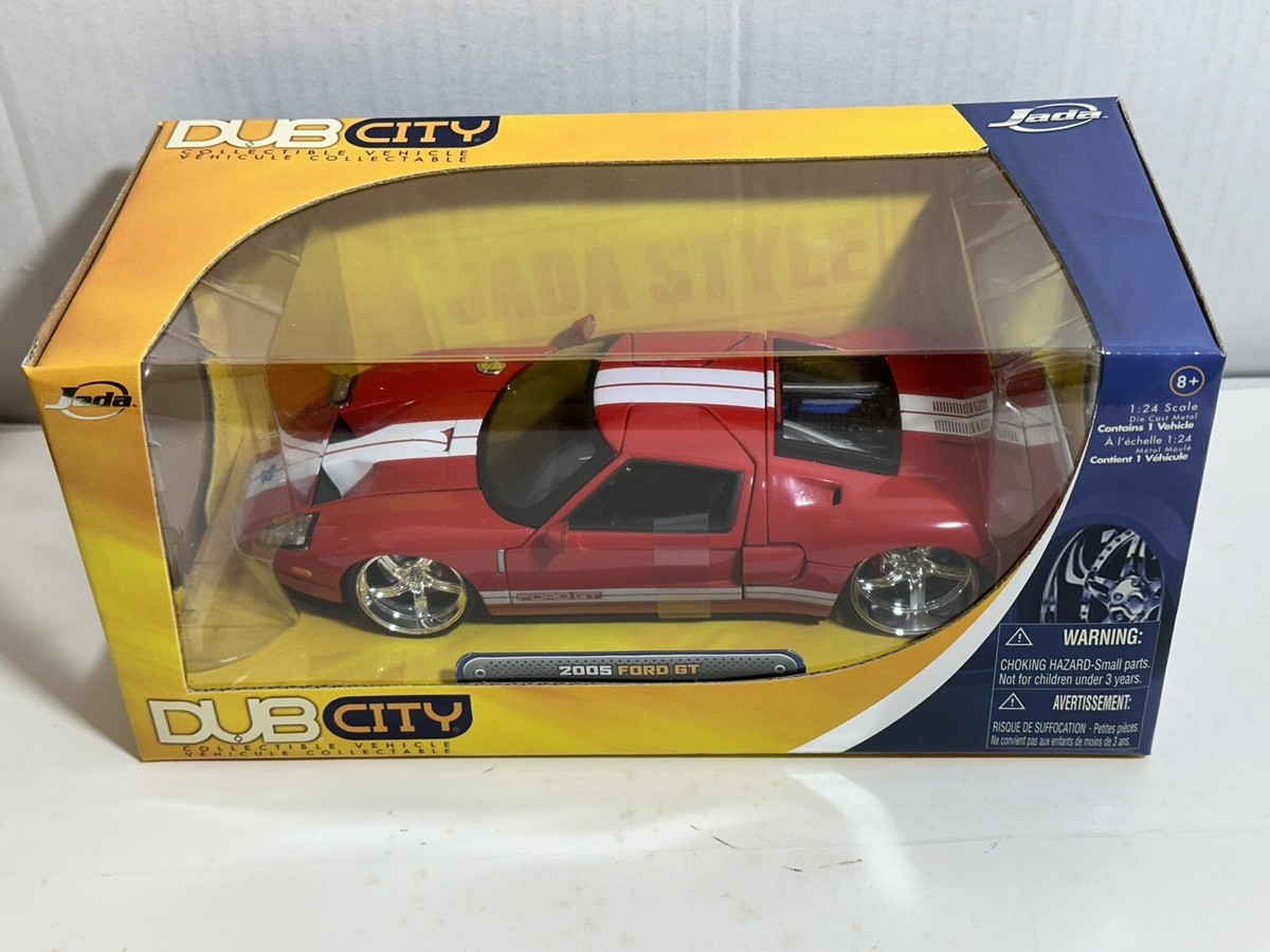 JADA DUB CITY 2005 FORD GT RED / WHITE 1:24 DIECAST MODEL