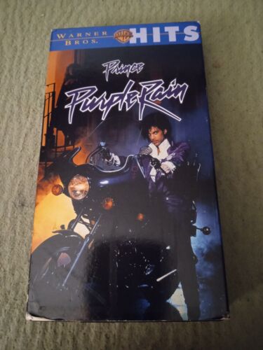 Purple Rain VHS Warmer Bros. años 80 Cult Classic Musical Prince - Imagen 1 de 3