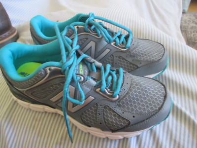 NEW BALANCE TECHRIDE ULTRA SOFT WOMENS RUNNING SHOES, SIZE 7M