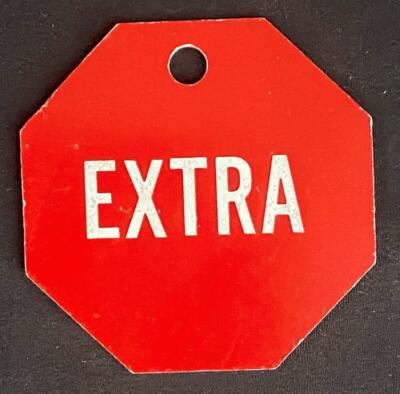 EXTRA BENZINTANKPUMPE AUSWEISSCHILD WERBUNG GARAGE AUTOMOBILIA ALUSCHILD
