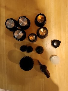 vintage radio knobs lot
