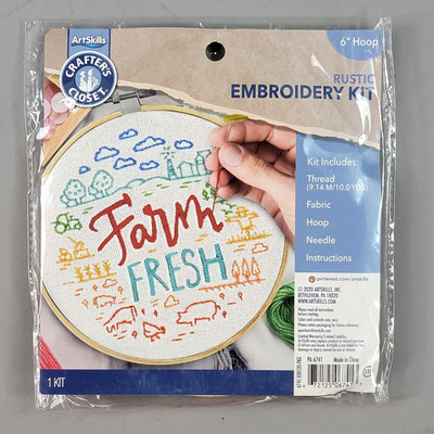 Art Skills Crafter's Closet *Farm Fresh* Rustic Embroidery Kit 6'' Hoop *NEW*