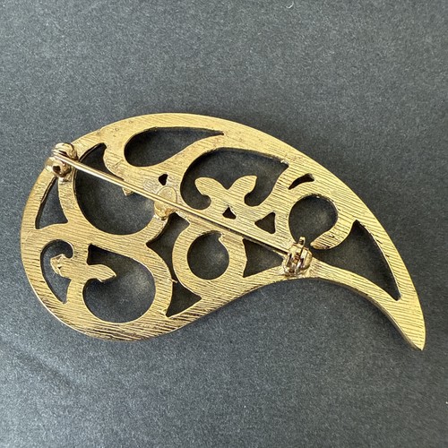 Vintage GIVENCHY Paris New York Gold Tone Paisley Brooch Runway w/ Original Box - Picture 4 of 14