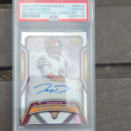 2024 Topps Resurgence Rookie Signatures Auto Jayden Daniels #RRS-JD PSA 10