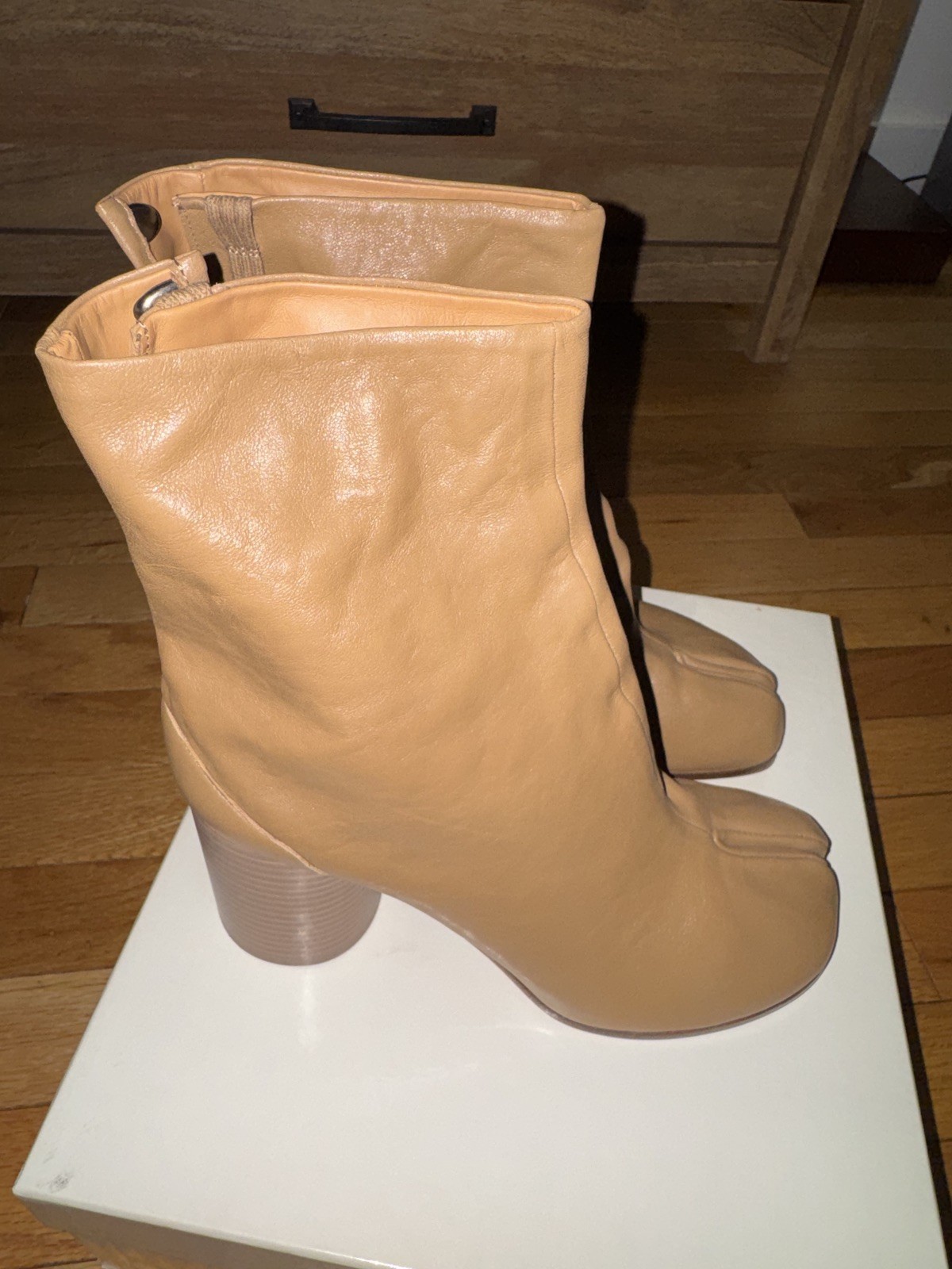 Maison Margiela BOOTS TABI  Beige Short HEEL  brand new