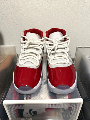 Air Jordan 11 high top cherry mens size 10