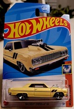 2024 Hot Wheels 64 Chevy Chevelle SS Yellow Muscle Mania 2/5 HTD79 157/250
