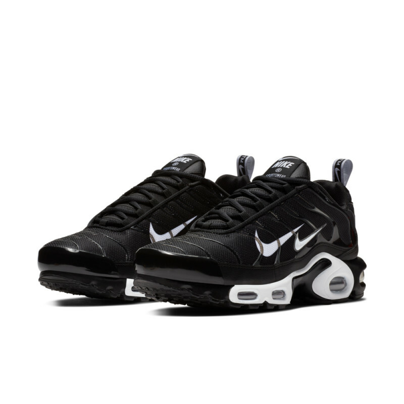 Nike Air Max Plus Overbranding 