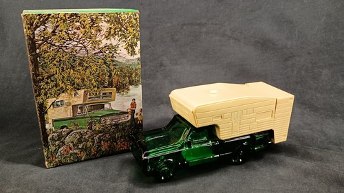 AVON The Camper Deep Woods After Shave & Talkum Green LKW Dekanter - LEER