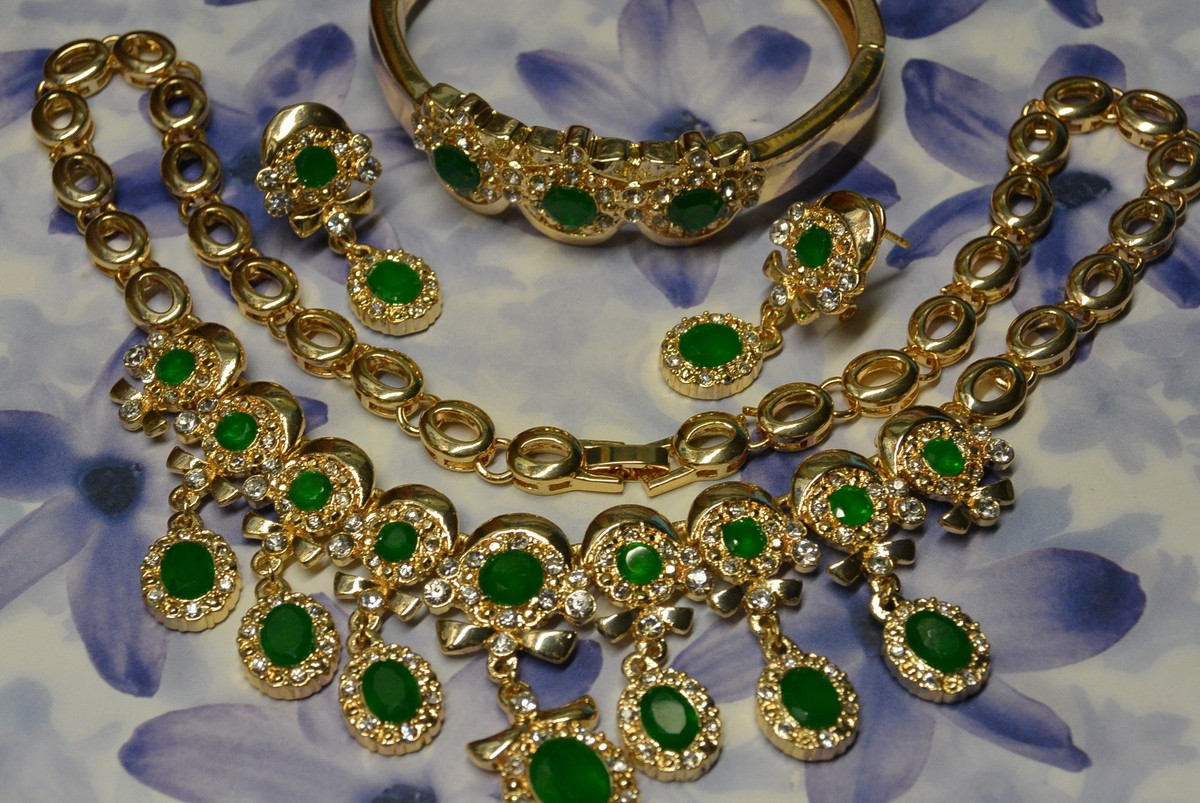 Dolly-Bijoux Fantaisie Parure 3PC Rivière de Emeraude et Diamant