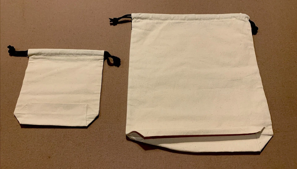 Juego de 2 ~ Bolsas para el polvo con cordones de viaje grandes y pequeñas Brighton al azar ~ ¡USADAS EN EXCELENTE ESTADO! Foto 3 de 4