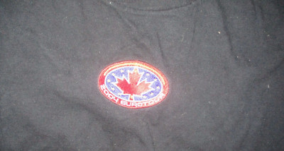 2004 NFL/CFL Eurotour EmbroidLogos T Shirt Large Un Equipe Gigante 100% Cotton