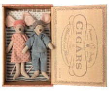 New Maileg Mum And Dad Mice w/ Eye Masks In Cigar Box Retired