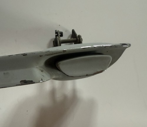 64 65 66 Ford Thunderbird Drivers Door Handle - Picture 2 of 4