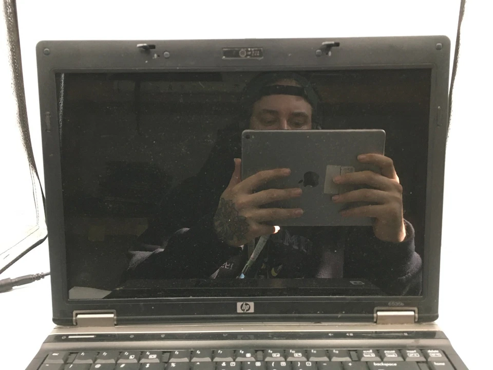 HP COMPAQ 6535B - FOR PARTS/REPAIR - AMD ATHLON - NO RAM - NO KEYBOARD - READ-BB - Image 2 of 4