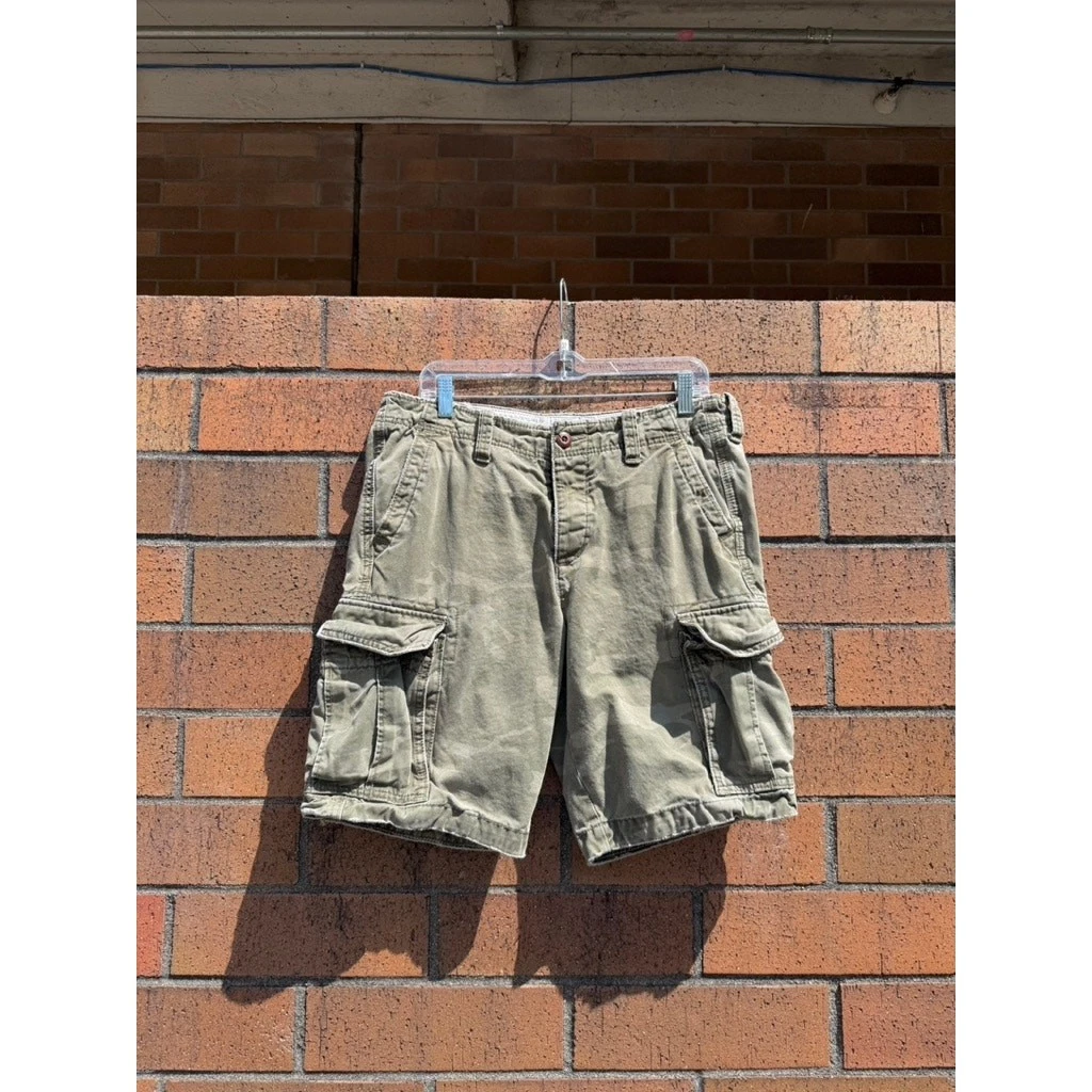 Size 32 - 2010s Hollister Y2K Vintage Green Camo Baggy Cargo Shorts Abercrombie