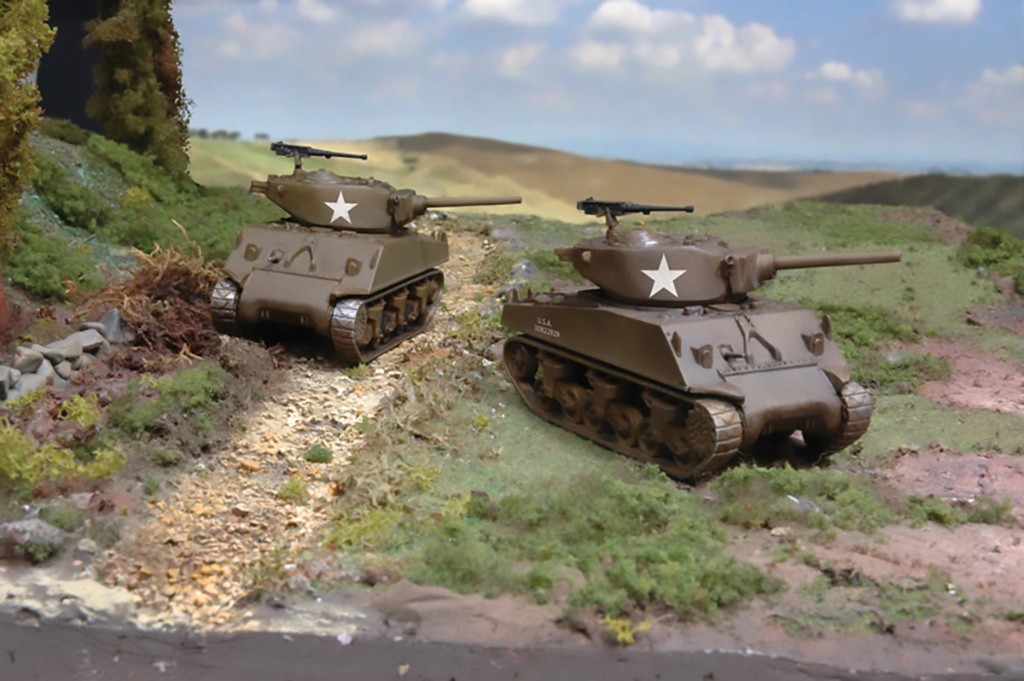Italeri 1:72 2 X M4A3E2 Jumbo Plastic Model Kit