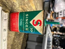 Handy Oiler "SINGER" Sewing Machine Oil Can Tin Vtg Oil Gas Petroliana Collector