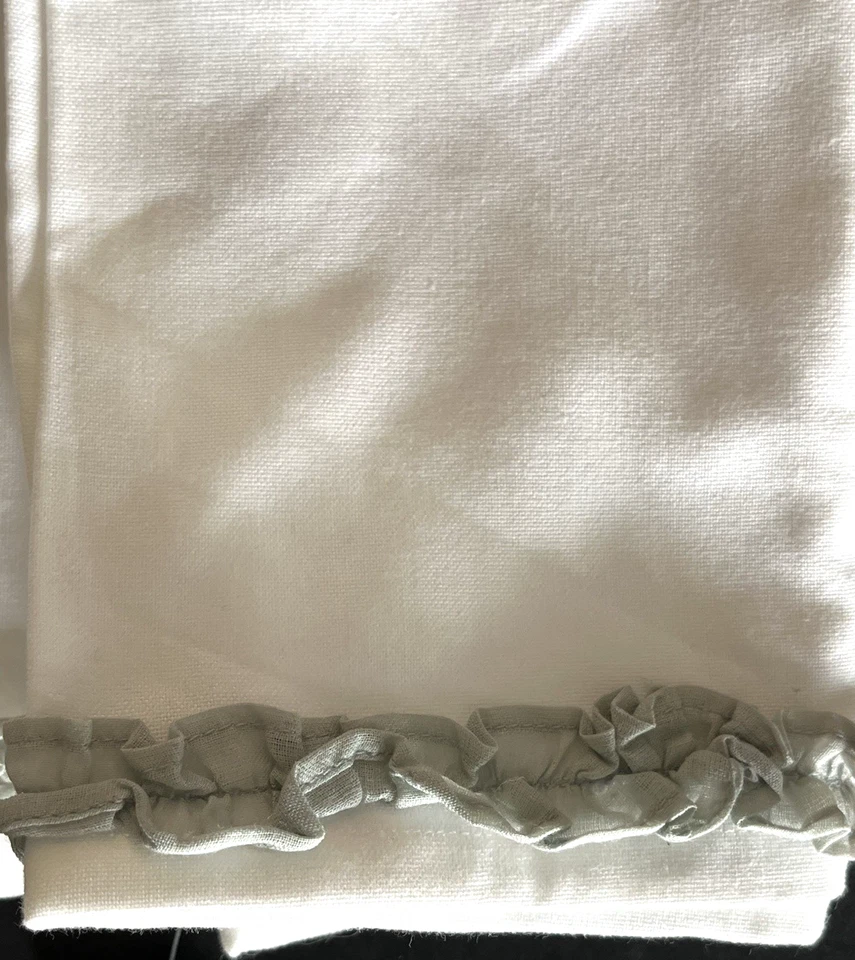 Novo com etiquetas Guardanapos Anthropologie Branco com Babado Verde Conjunto de 4 Rosa Índia - Imagem 2 de 4