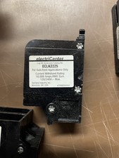 NEW Siemens ECLK2225 / EATON BRPSF225 - 2 Pole Lug Kit   SUBFEED lug block kit.