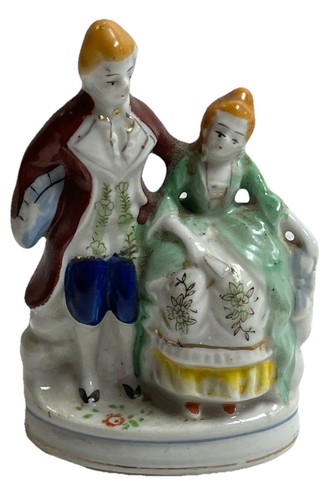 Antigua estatuilla de porcelana pintada a mano de pareja colonial ocupada de Japón ocupada de colección - Imagen 1 de 9
