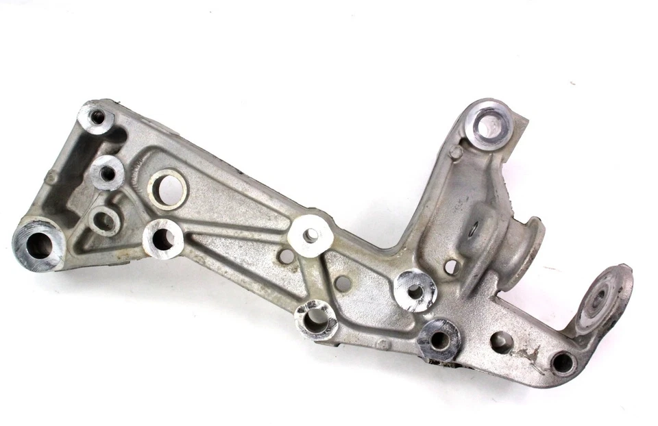 Soporte de montaje de submarco derecho VW Jetta Rabbit GTI MK5 Audi A3 - 1K0 199 296 F Foto 2 de 2