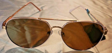 Foster Grant Gold w Pink Aviator Polarized Sunglasses 100 UVA/UVB
