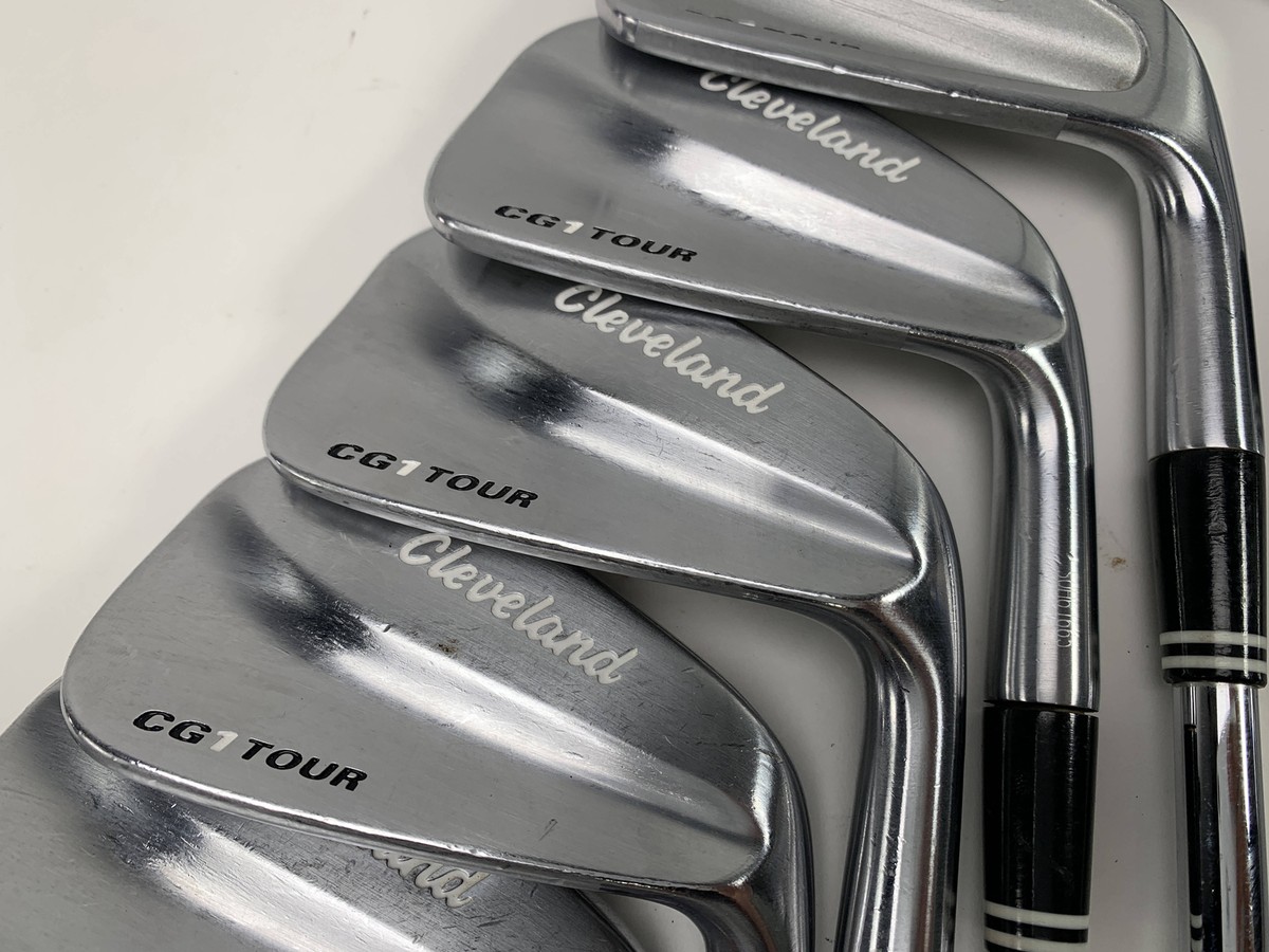 Cleveland 2010 CG1 Tour Iron Set 3-PW True Temper Dynamic