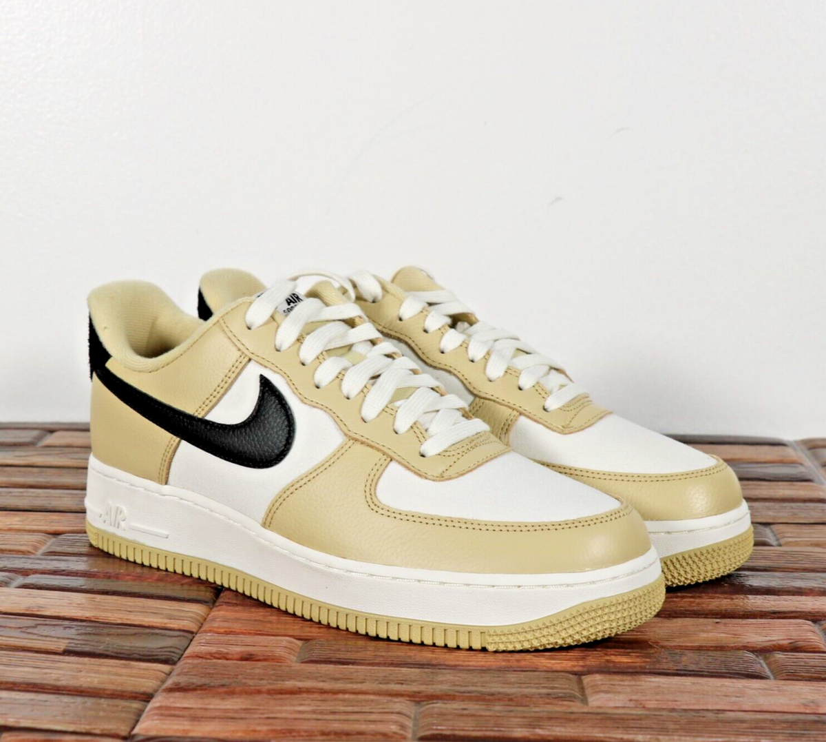 ◆正規品◆NIKE AIR FORCE 1 '07 CLUB GOLD SAIL(W)◆関税込◆ Sneaker Politics