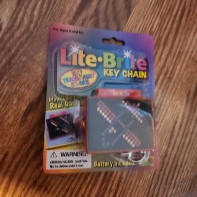 Vintage Fun 4 All Hasbro Lite Brite Keychain Sealed 2001 Red