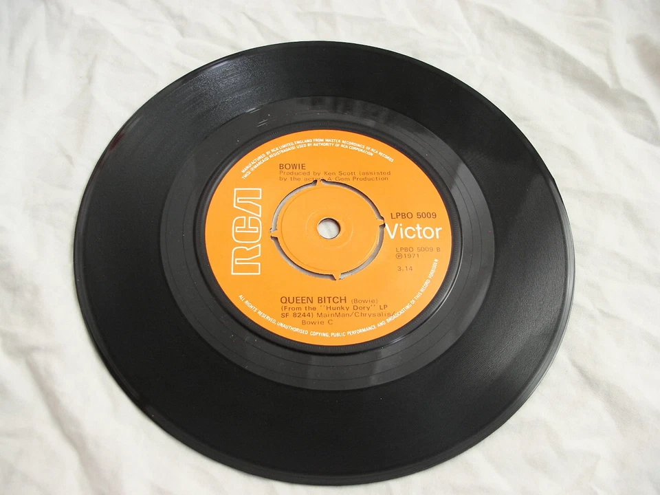 DAVID BOWIE REBEL REBEL HARD TO FIND UK PRESS RCA ORANGE LABEL FOUR PRONG CENTRE - Image 3 of 4