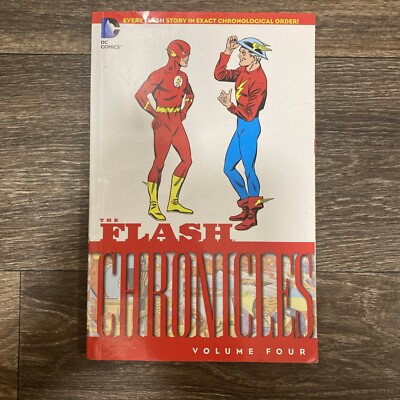 DC Comics THE FLASH CHRONICLES Vol. 4 - Paperback - Fast Shipping