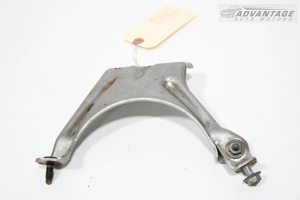 AUDI A3 2015-2019 1,8 L sedán tubo de escape soporte soporte suspensión OEM Foto 3 de 4