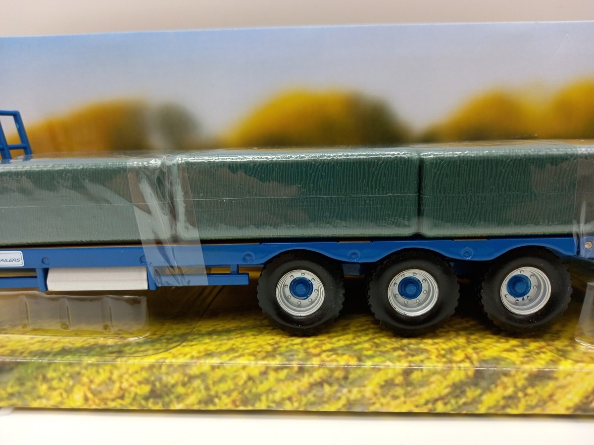 Britains 43218 - Kane Dieplader met 7 vierkante balen 1:32 - T-Toys België
